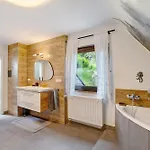 Haus Schwarzwald Koenigin بيت للعطل Bühlertal