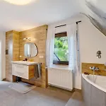 Haus Schwarzwald Koenigin بيت للعطل Bühlertal