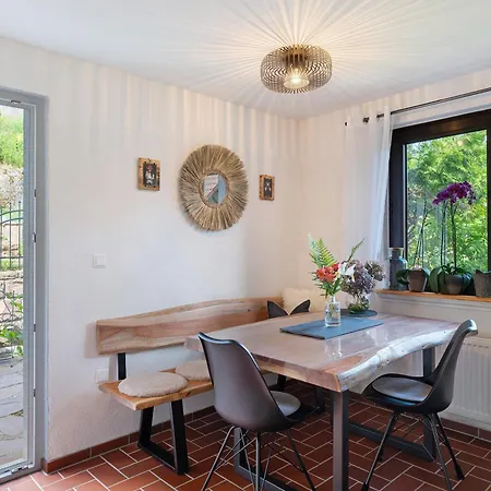 펜션 Haus Schwarzwald Koenigin 불러탈