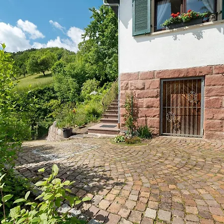 Сasa de vacaciones Haus Schwarzwald Koenigin Bühlertal